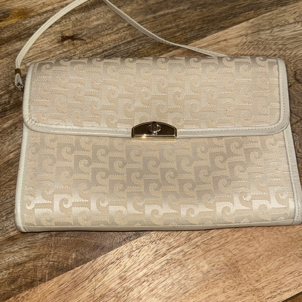 Vintage Pierre Cardin Signature cream shoulder bag/clutch 10”W x 7”H x 2”D
